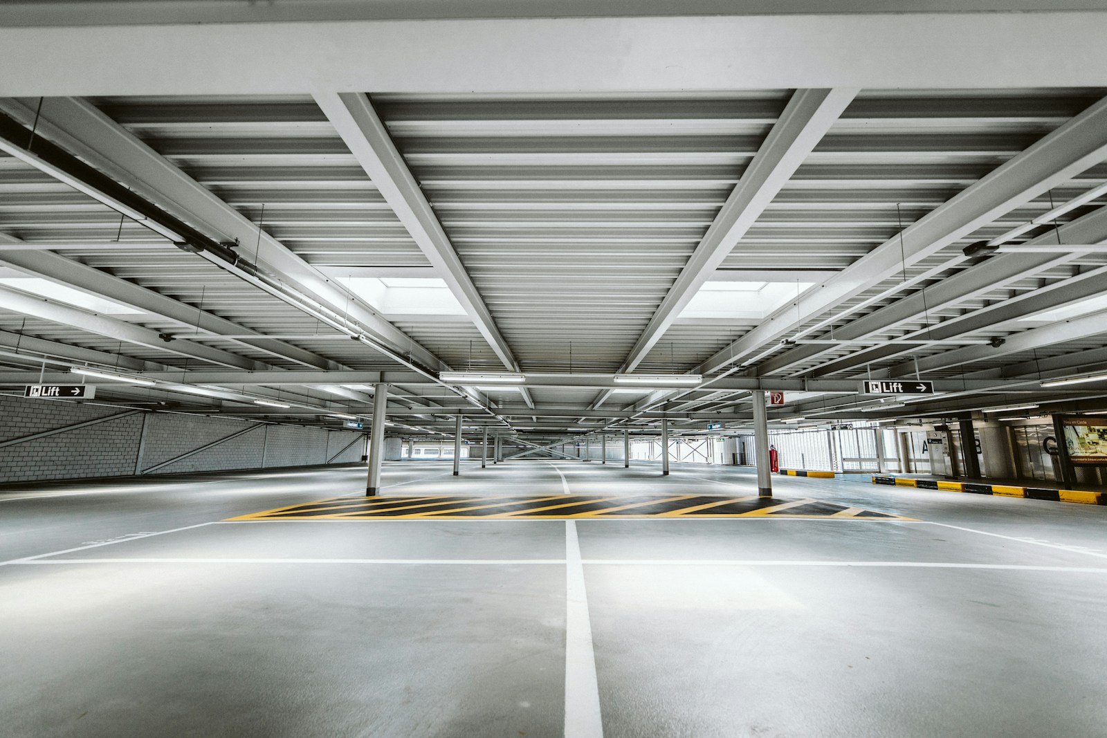 TetherX ANPR cloud CCTV across a car park estate - barrier lane plate capture, deck oversight and handover evidence