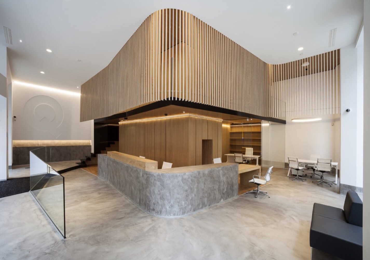 Reception desk