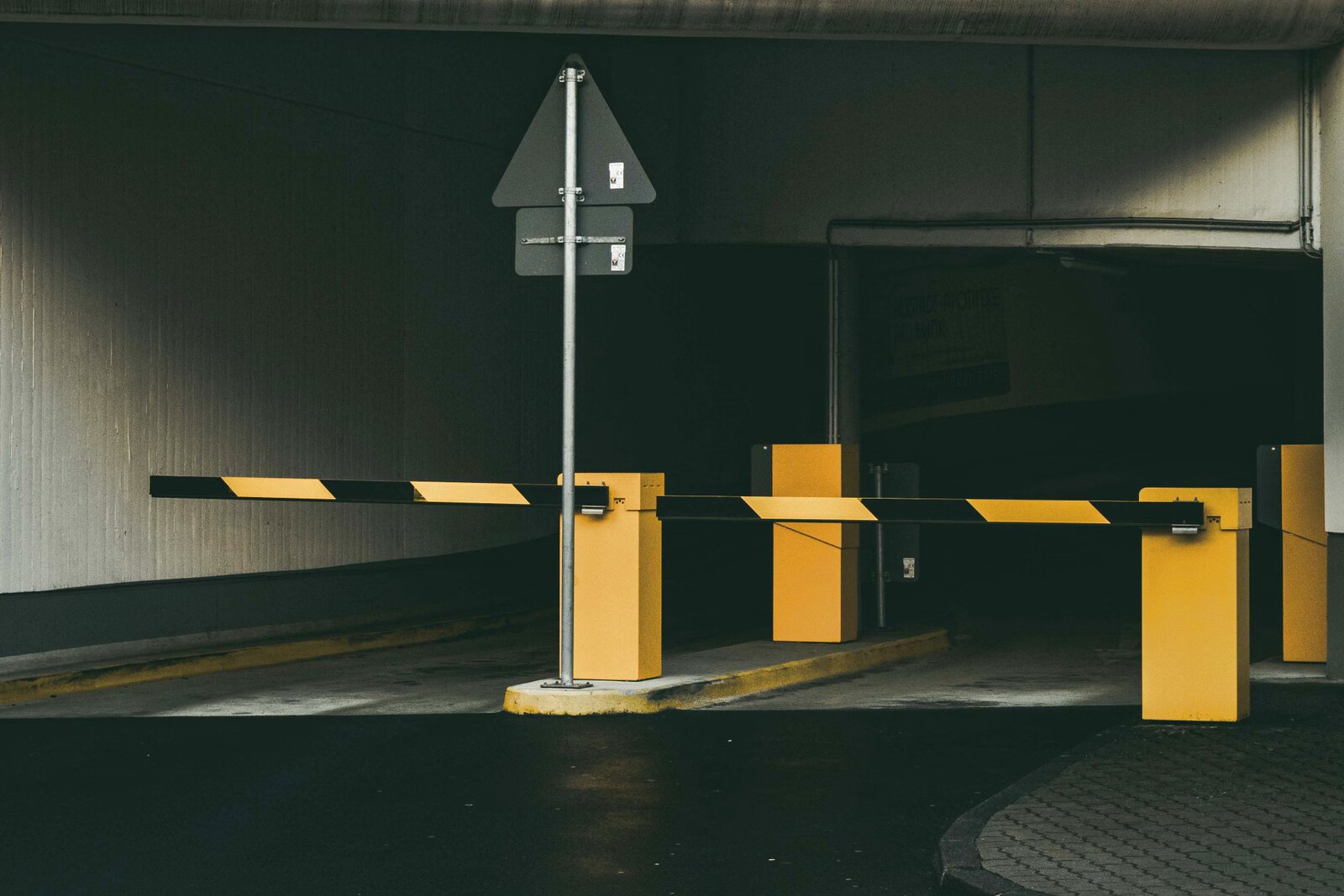 Vehicle entrance barriers